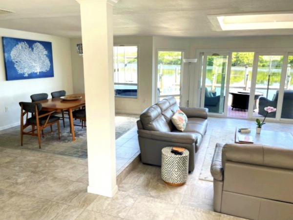 Waterfront 3 Bedrooms Vacation Home in Longboat Key